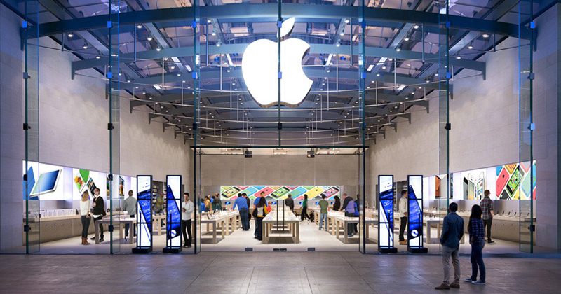 Beyond Postmodernism: The Apple Store